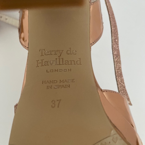 Terry de Havilland High Heels - Picture 6 of 6